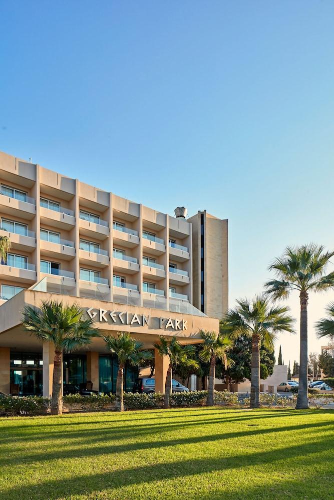 Grecian Park Hotel — 2