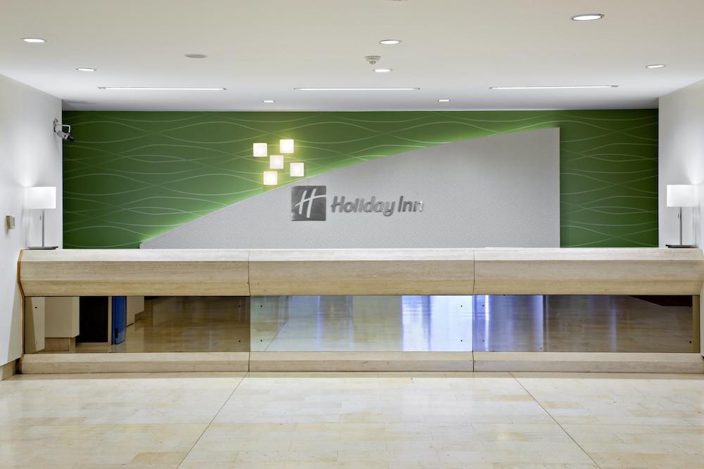 Holiday Inn Port Moresby — 7