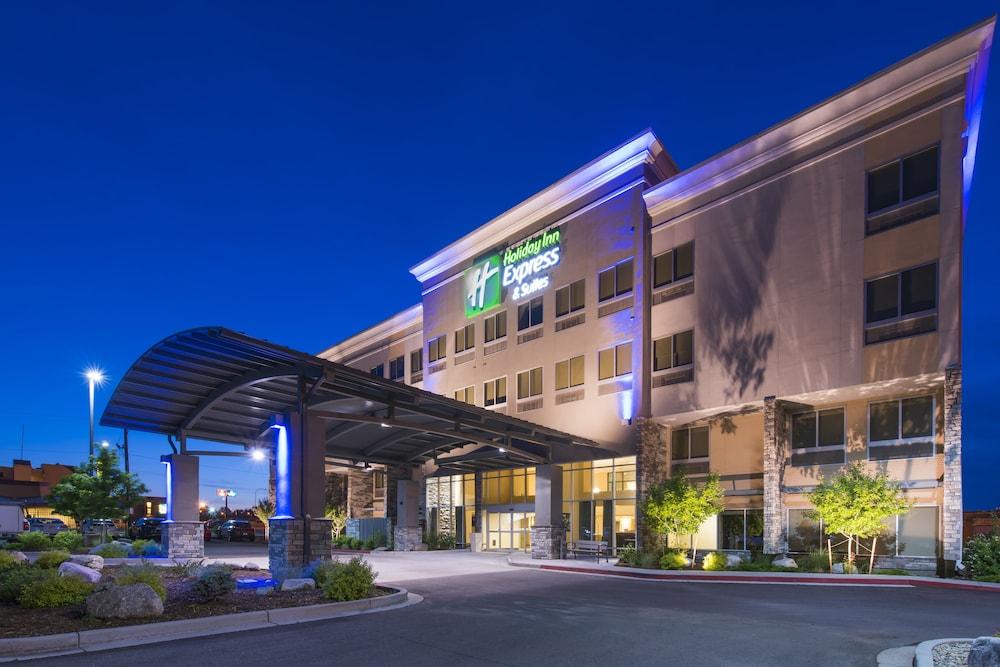 HOLIDAY INN EXPRESS SUITES COLORADO SPRINGS CENTRAL — 6