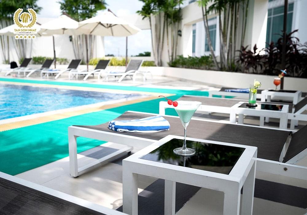Tan Son Nhat Saigon Hotel — 10