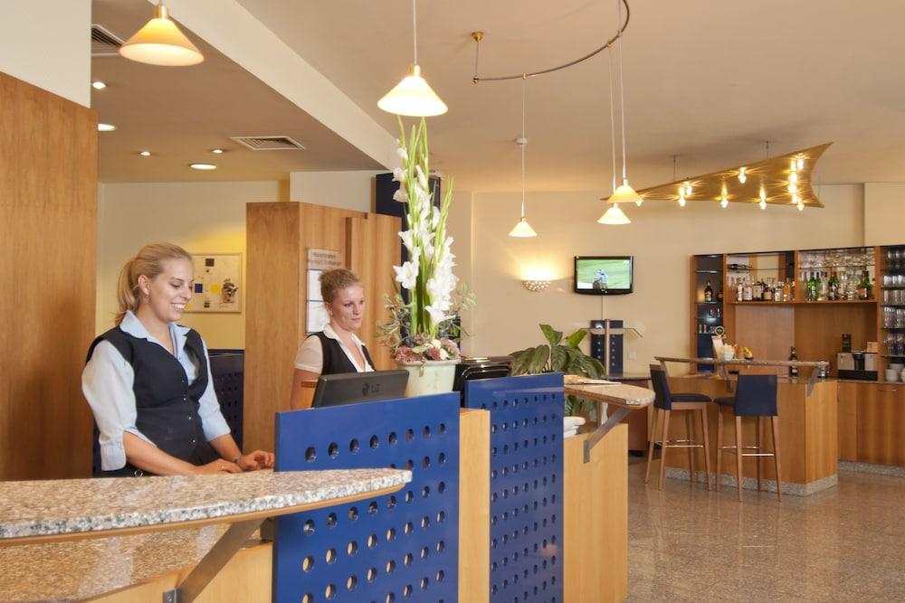 STARLIGHT SUITEN HOTEL MERLEG 11594 — 4