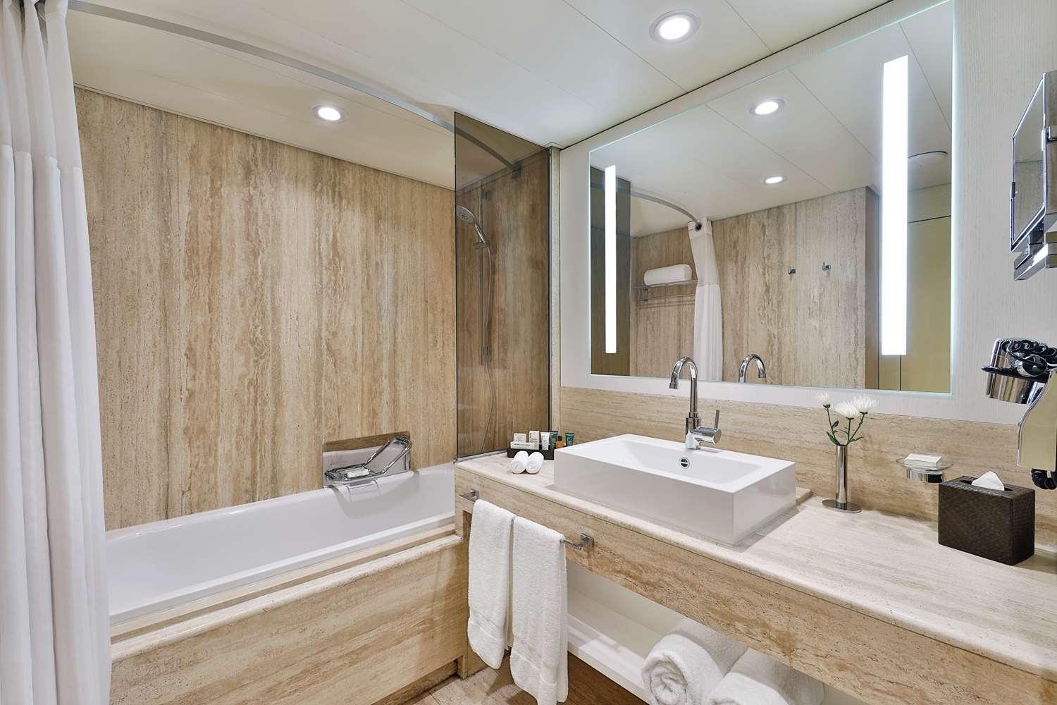 Transcorp Hilton Abuja 140814 — 3