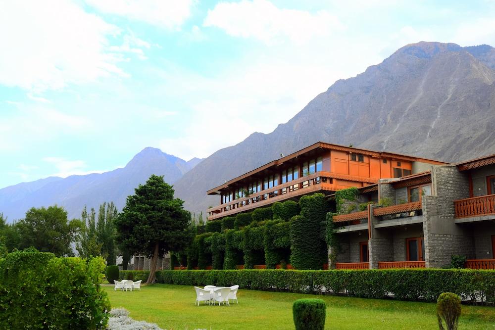 SERENA GILGIT 992905 — 1