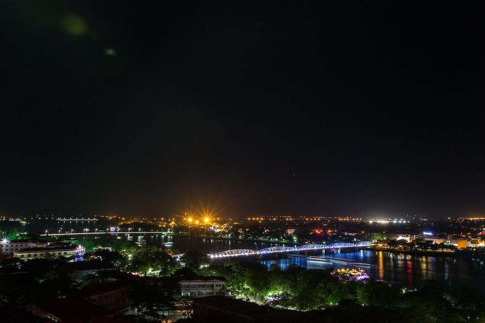 Midtown Hotel Hue — 2
