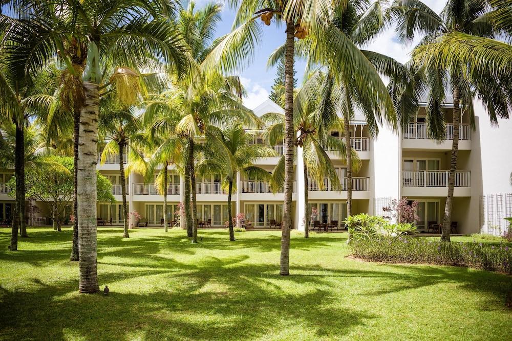 Victoria Beachcomber Resort and Spa 87788 — 7