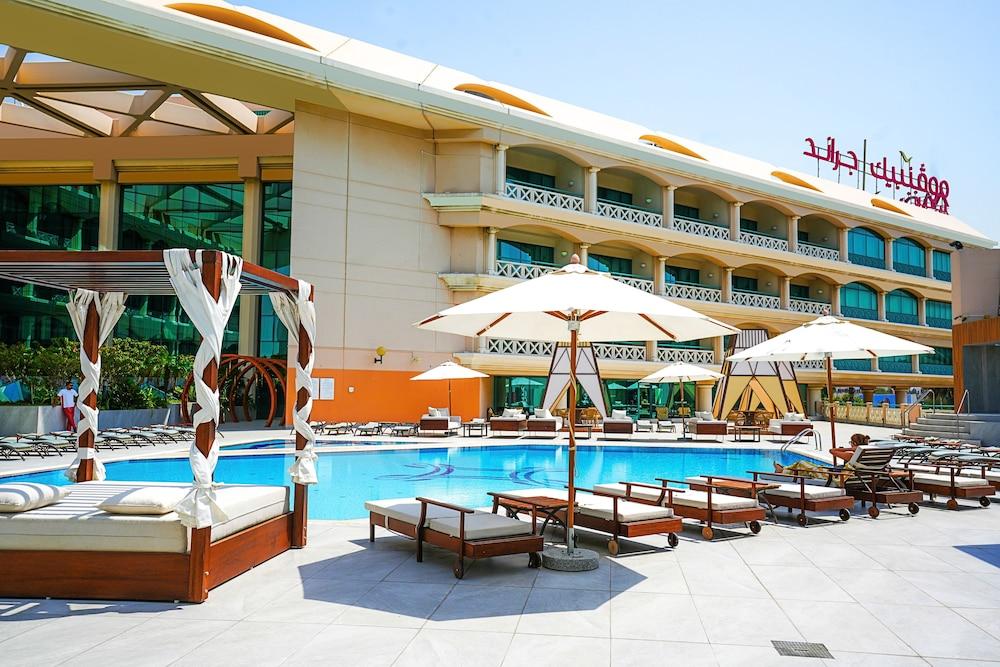 Movenpick Grand Al Bustan Dubai — 4