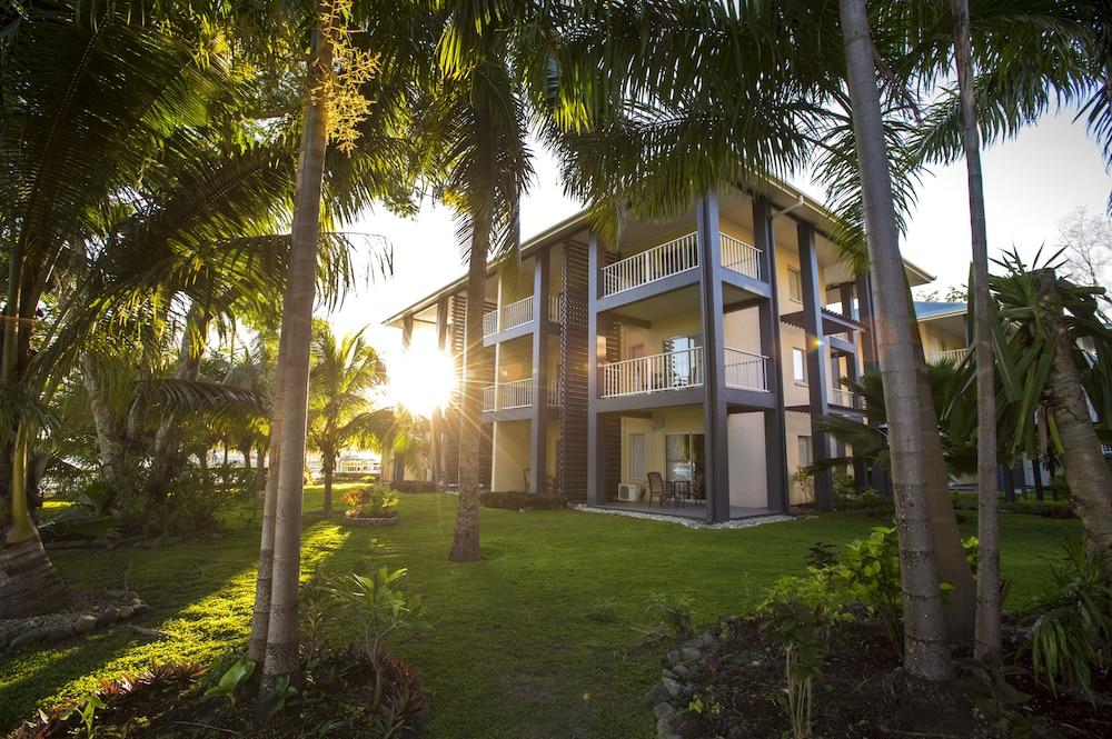 Heritage Park Hotel — 2