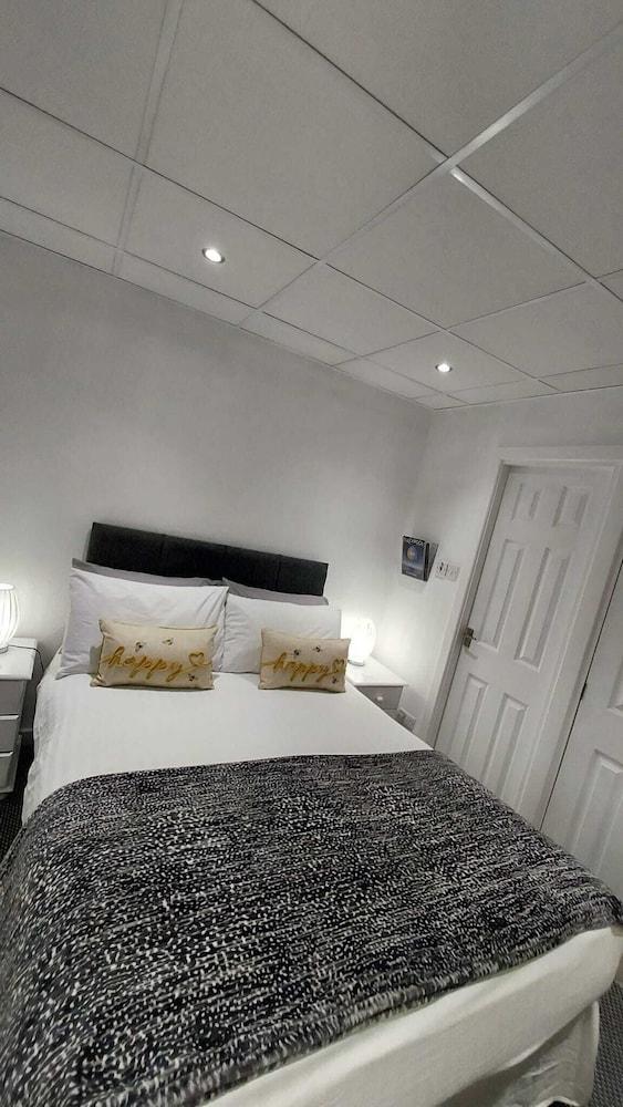 Rock Dene Hotel - Guest House — 5