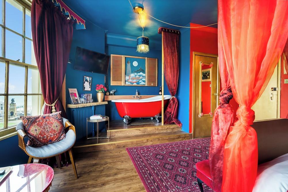 Hotel Pelirocco — 5