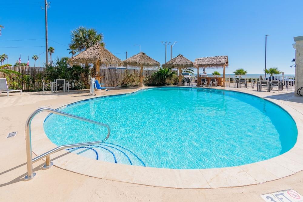 Clarion Pointe Galveston Seawall