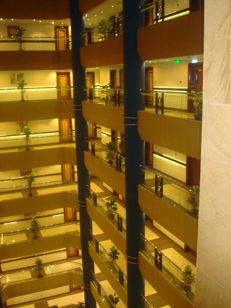 AL MANAR GRAND HOTEL APARTMENT BUR DUBAI — 3