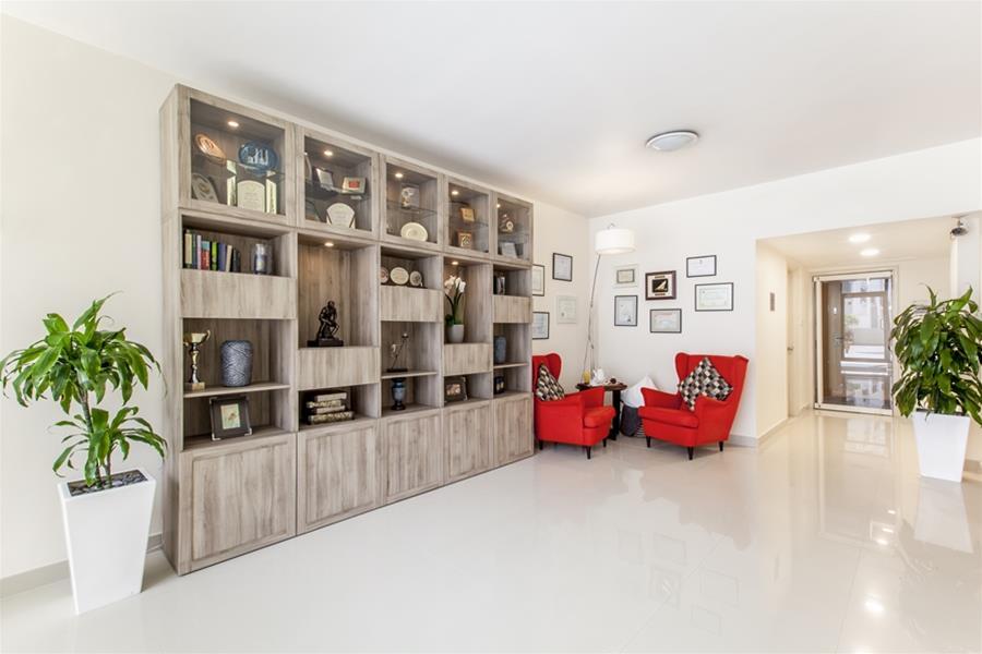 Golden Sands Hotel Apartments 3 — 4