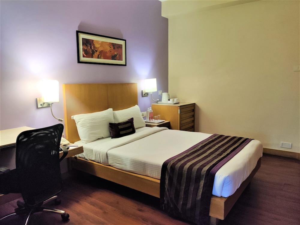 Hotel Heritage — 8
