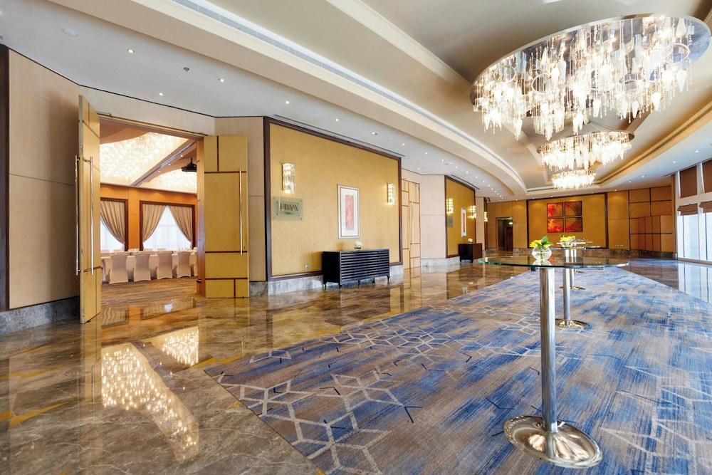 Le Royal Meridien Abu Dhabi — 7