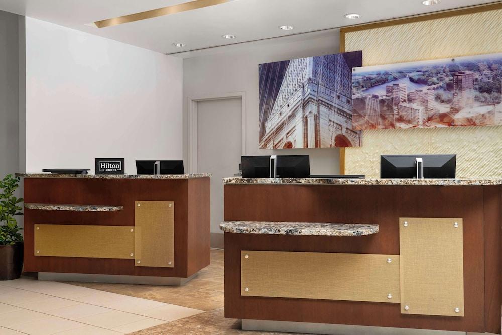 DoubleTree by Hilton Hartford Downtown — 4
