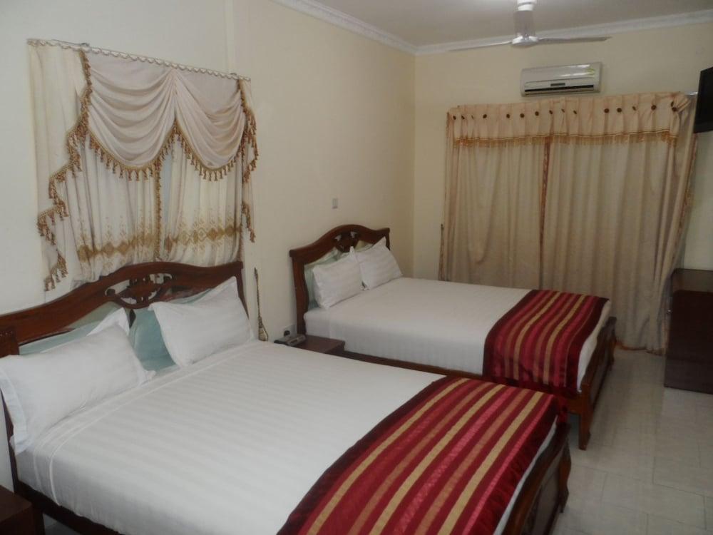 De Holiday Beach Hotel 1142948 — 10