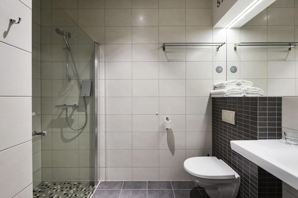 Comfort Hotel LT – Rock n Roll Hotel 1058808 — 10
