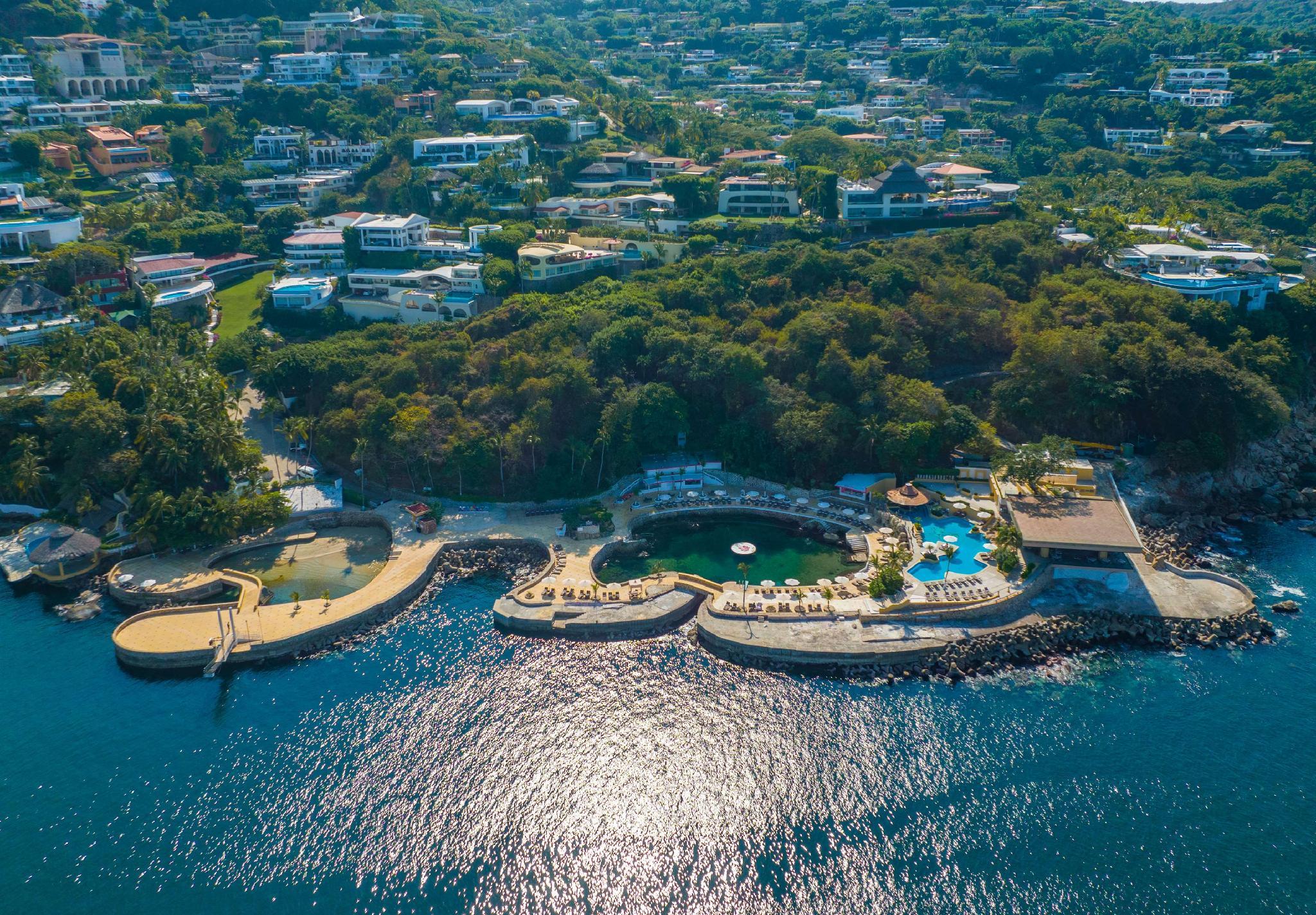 Las Brisas Acapulco — 2