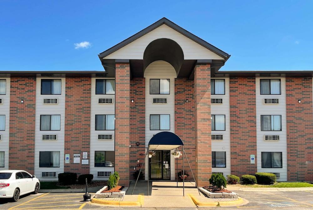 Motel6 Elk Grove Village, IL - O'Hare — 4