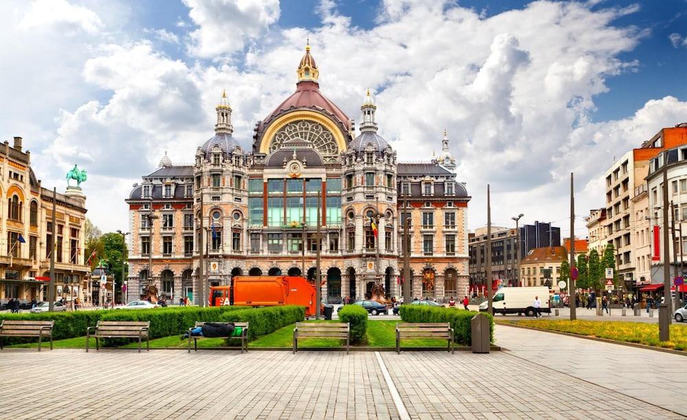 Astoria Antwerp — 1