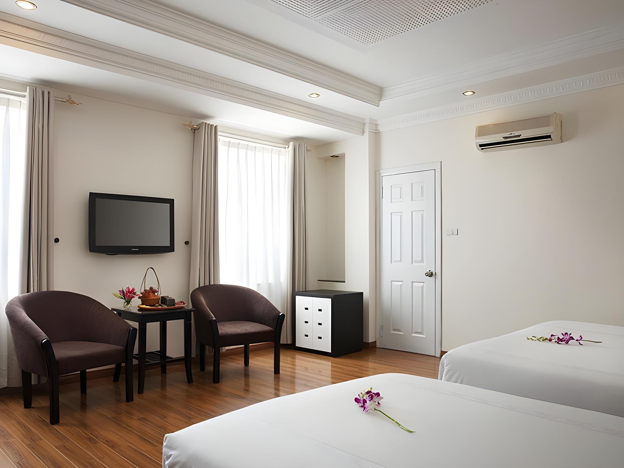 Serenity Villa Hotel — 9