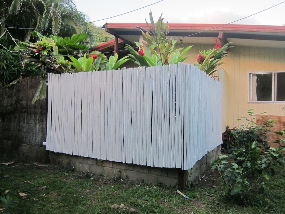 Raina Beach Apartments — 8