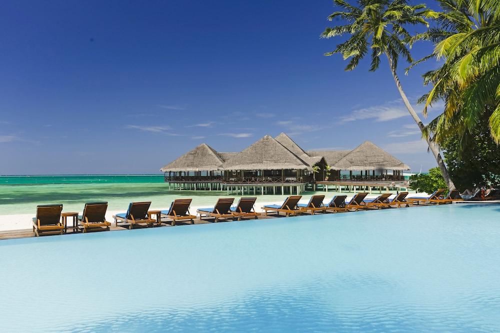 Medhufushi Island Resort 70464 — 9