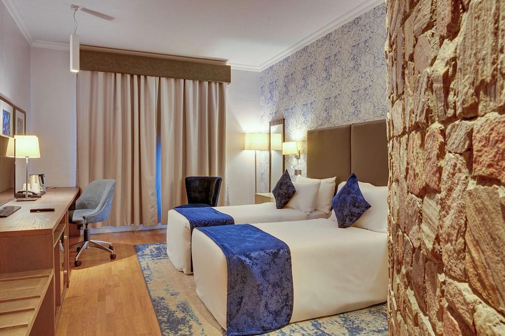 Leola Hotel Lkeja — 7