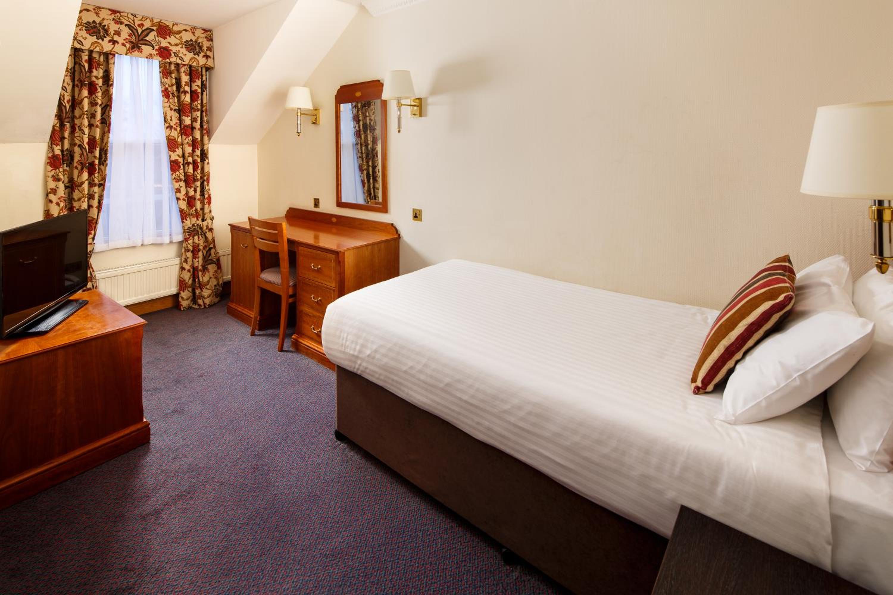MERCURE YORK FAIRFIELD MANOR HOTEL — 6