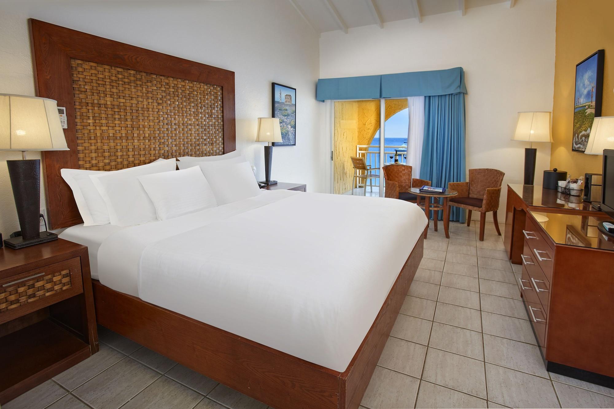 Divi Flamingo Beach Resort — 7