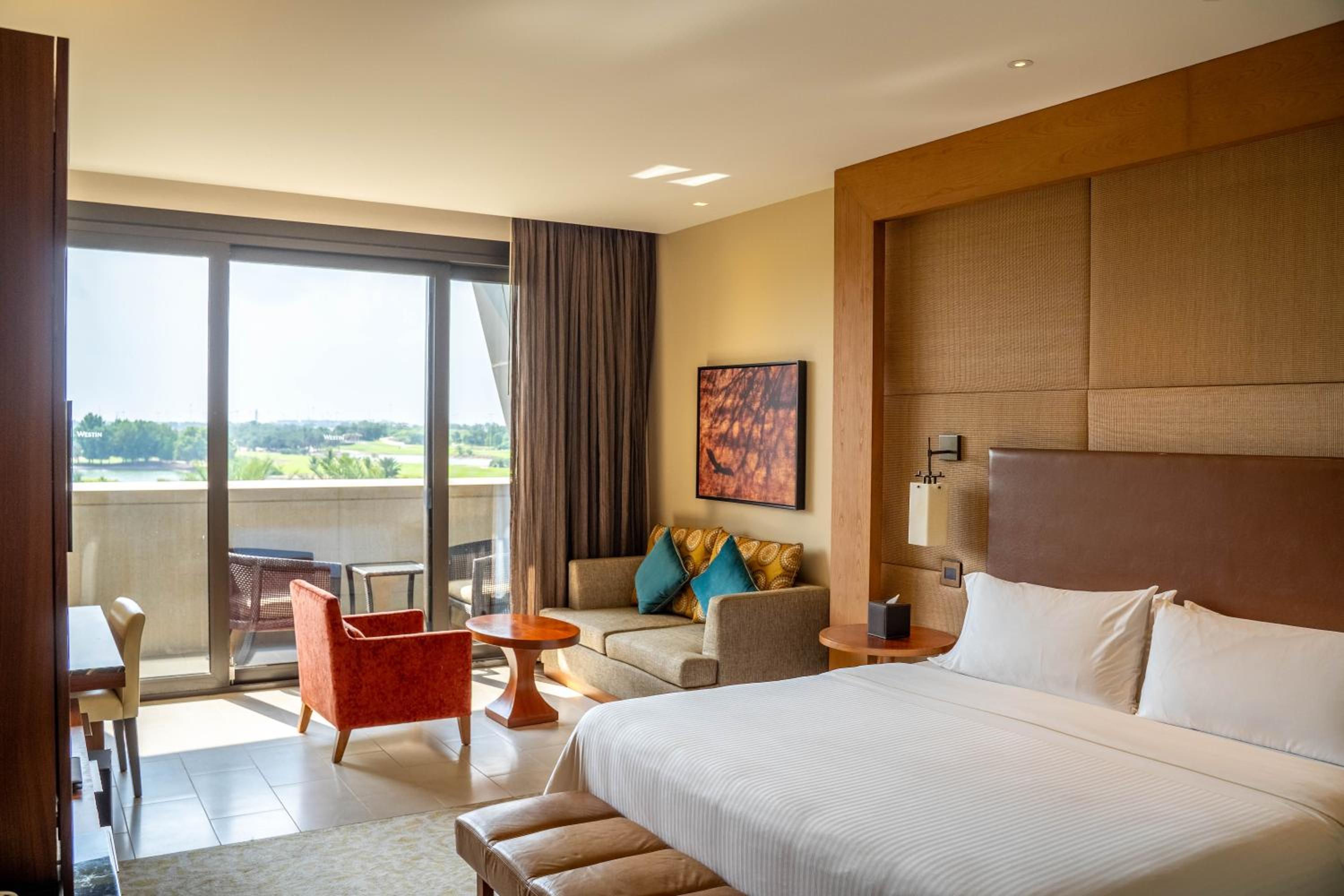 VOGO Abu Dhabi Golf Resort & Spa — 8