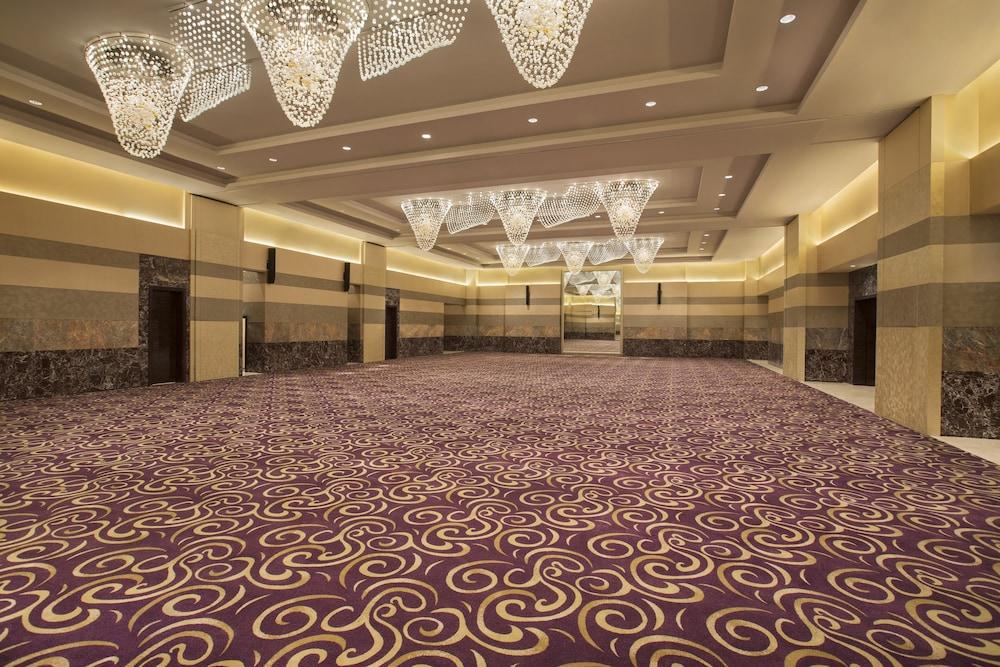 MILLENNIUM AL RAWDAH HOTEL (EX. MILLENNIUM CAPITAL GATE ABU DHABI) — 7