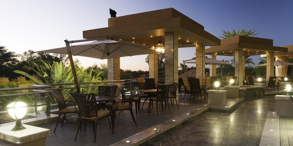 Movenpick Hotel Windhoek — 8