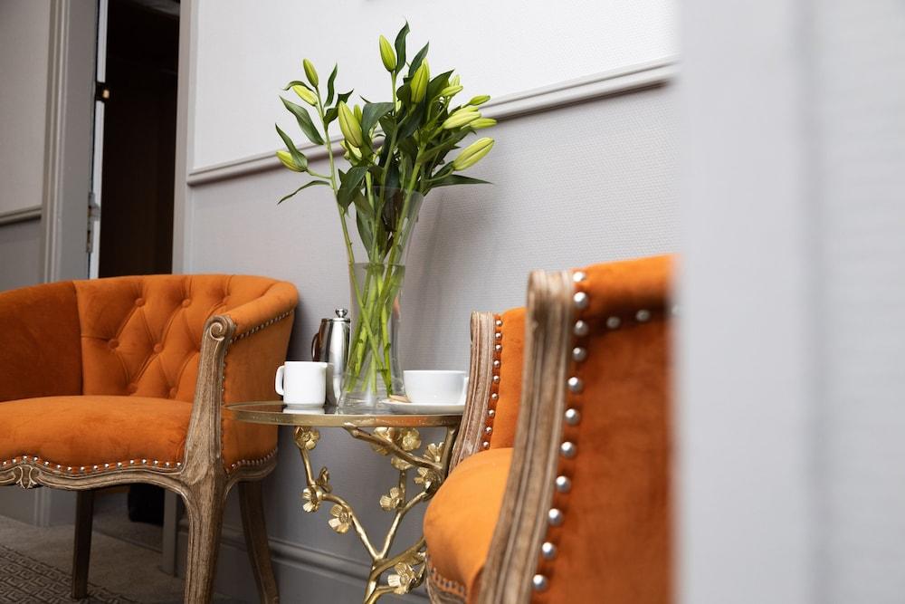 Rufford Arms Hotel — 7