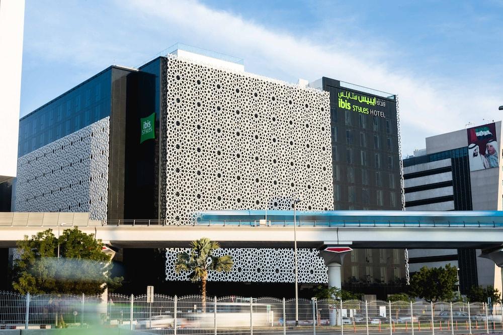 Ibis Styles Dubai Airport — 8