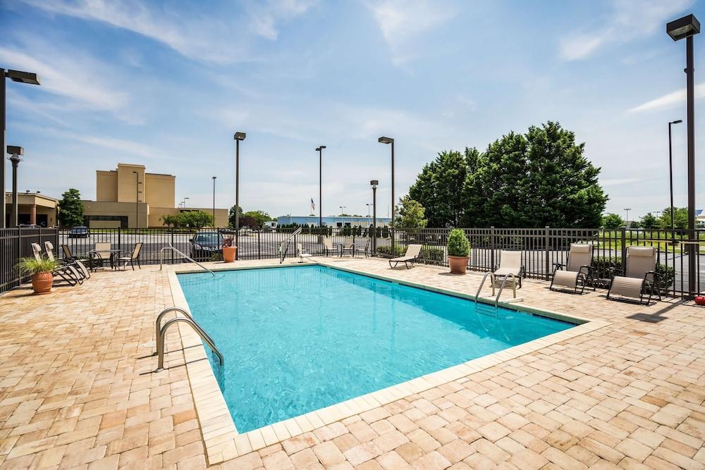 Hampton Inn Dover De — 7