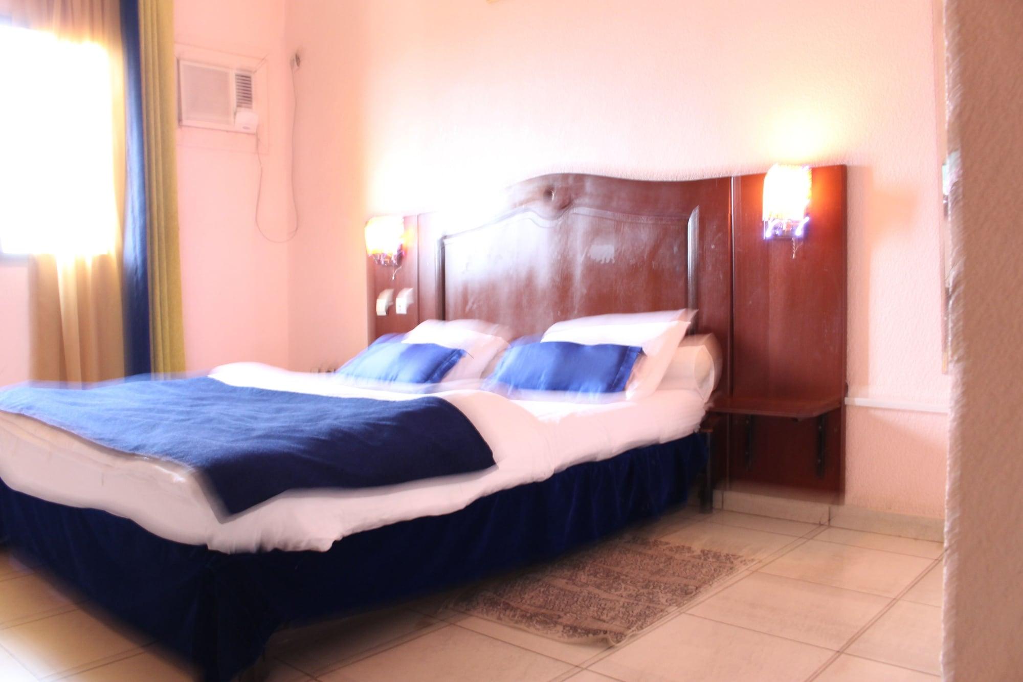 Prestige Hotel — 2