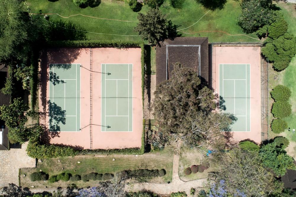 SAFARI PARK HOTEL(V) — 3