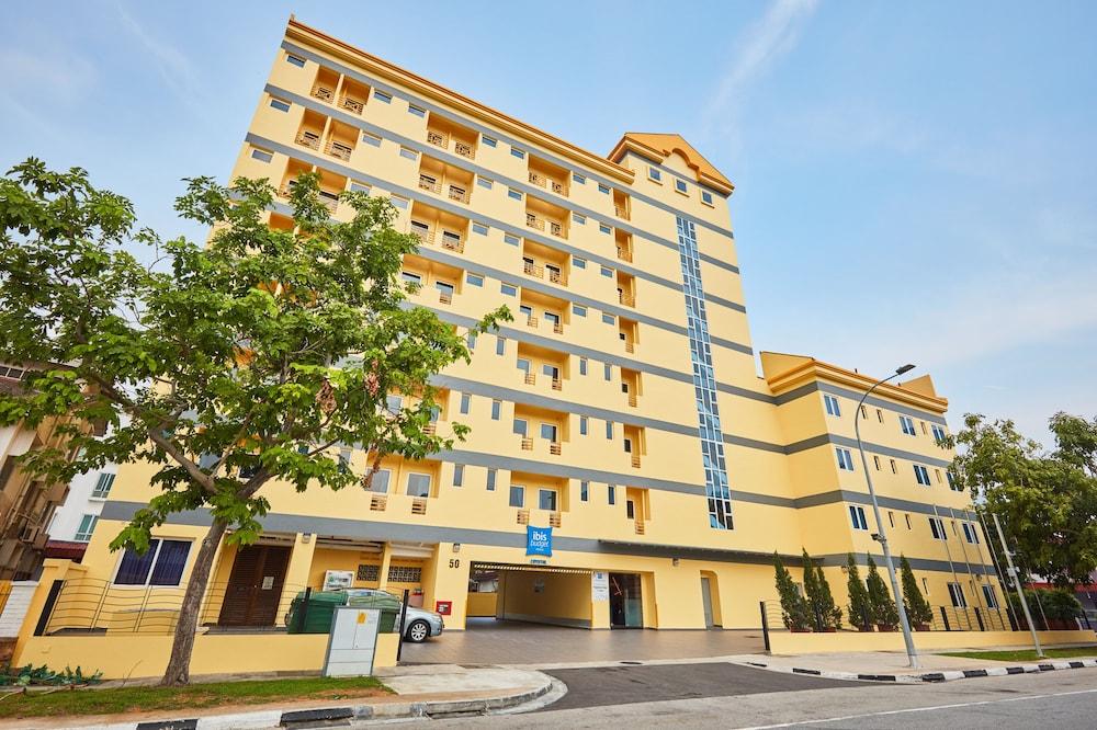 ibis budget Singapore Crystal — 2