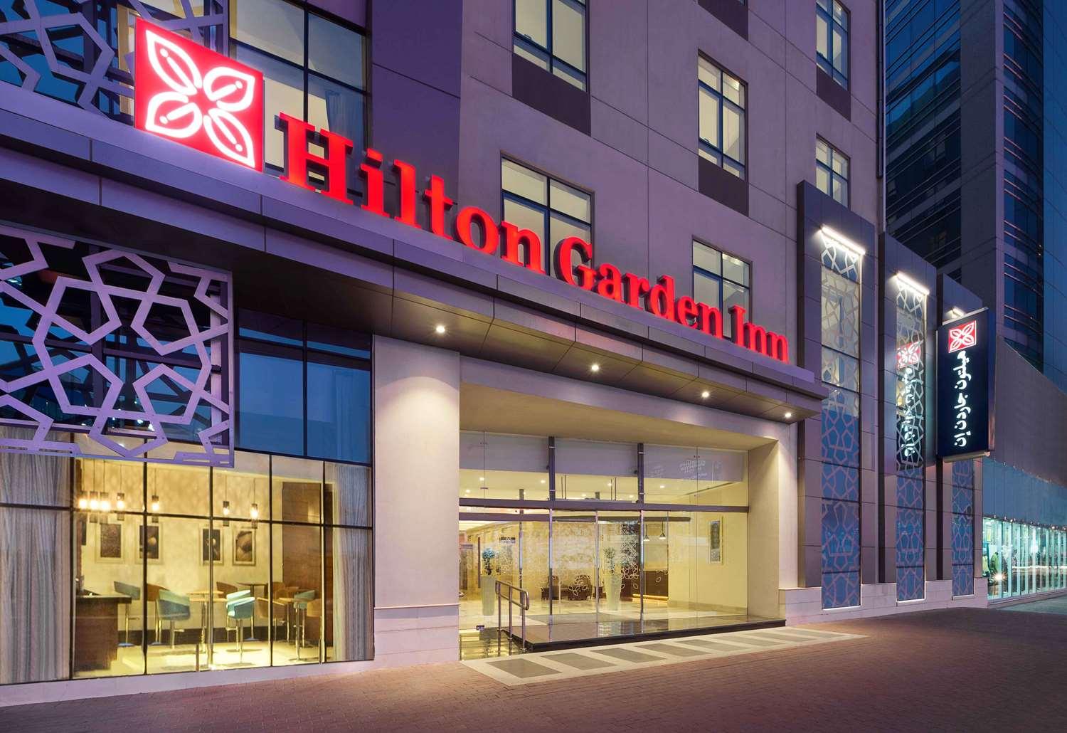 Hilton Garden Inn Dubai Deira — 2