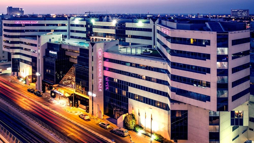 Crowne Plaza Dubai - Deira — 3