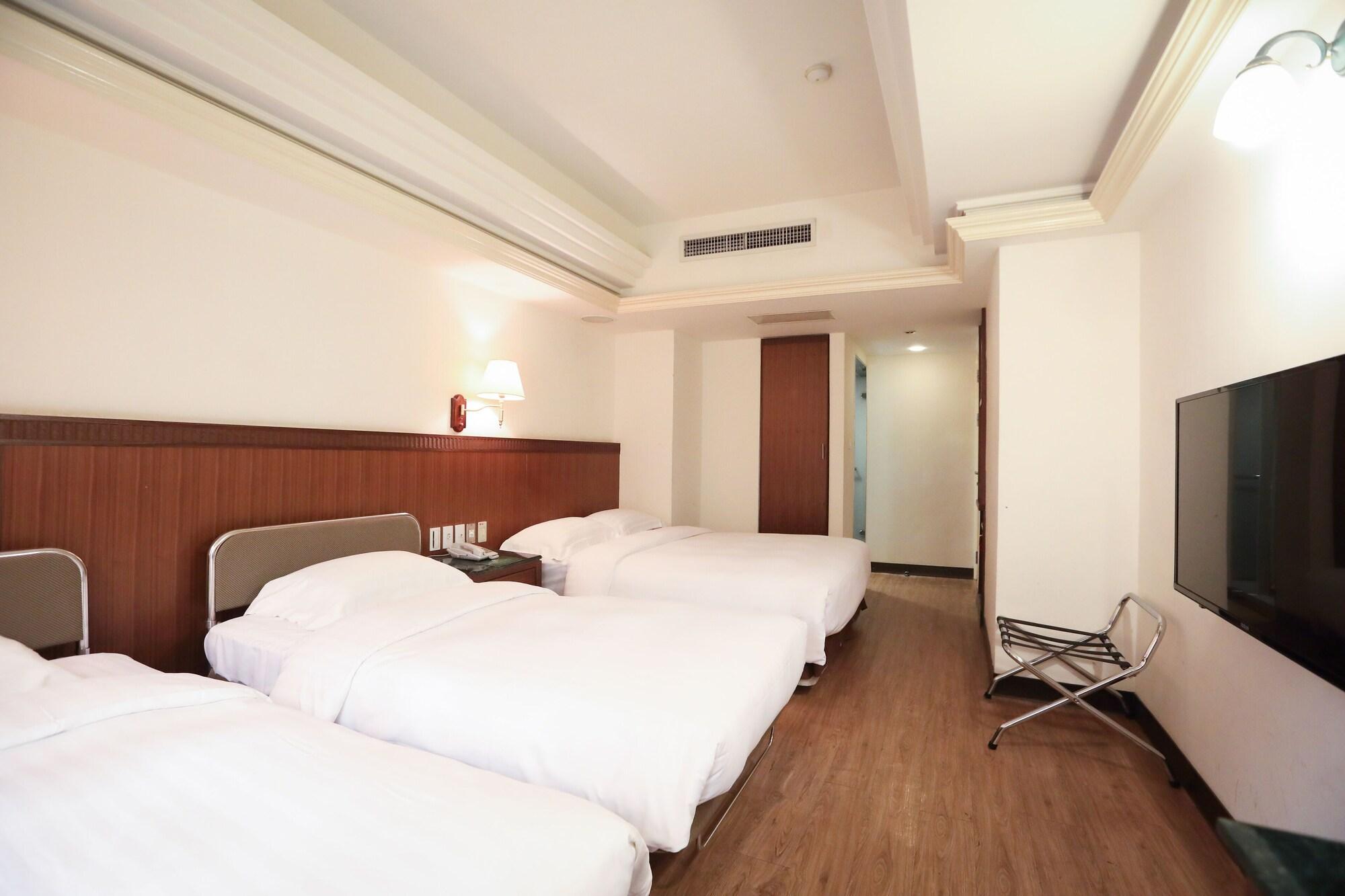 Hub Hotel Kaohsiung Cisian Branch 880285 — 8
