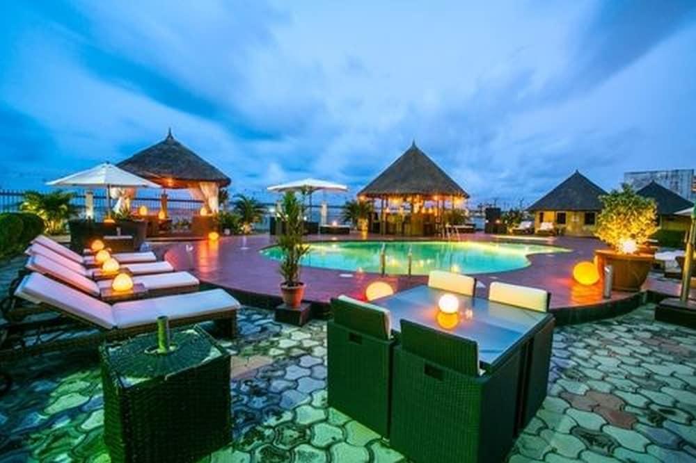 Hotel Bon Voyage — 8