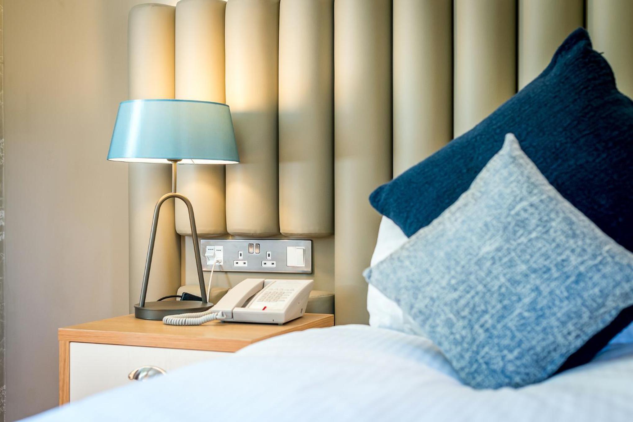 Yas Plaza Mangroves by IHG — 1