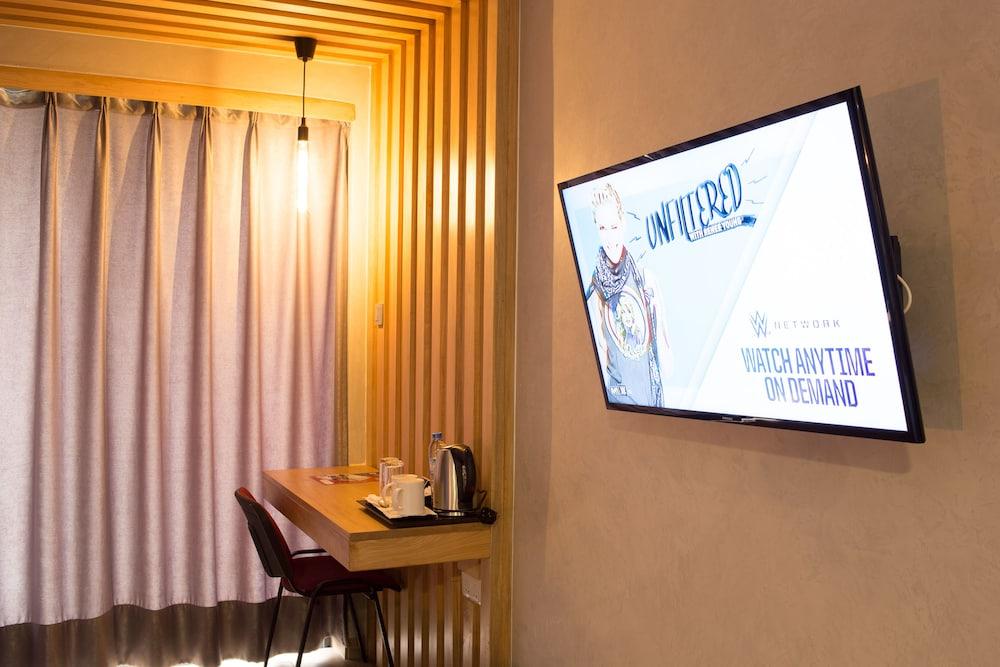 Fairway Hotel and Spa — 5