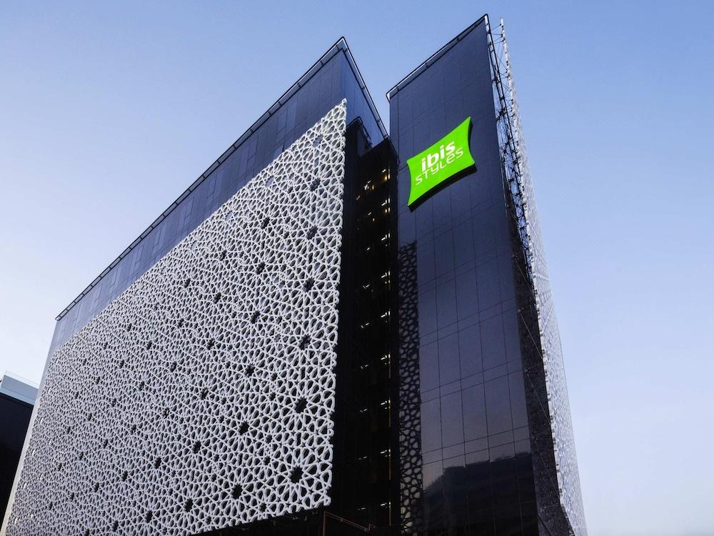 Ibis Styles Dubai Airport — 9