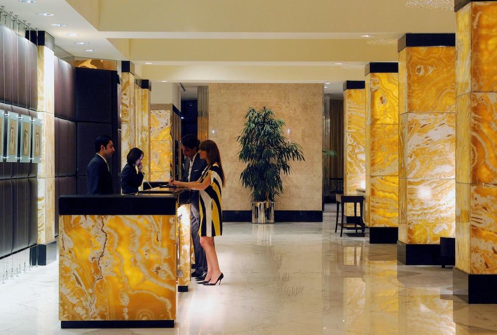 Intercontinental Abu Dhabi — 10