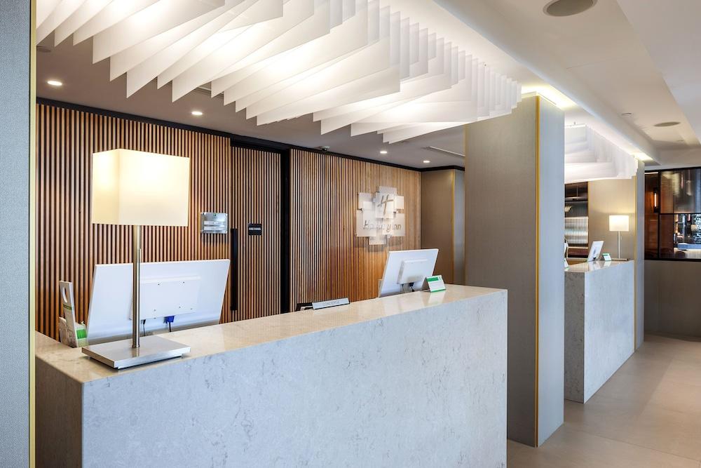 Holiday Inn Perth City Centre — 8