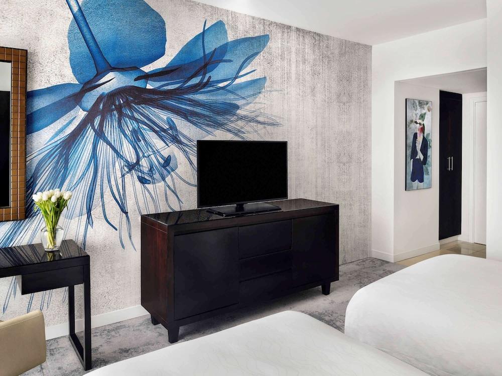 Movenpick Jumeirah Lakes Towers — 9