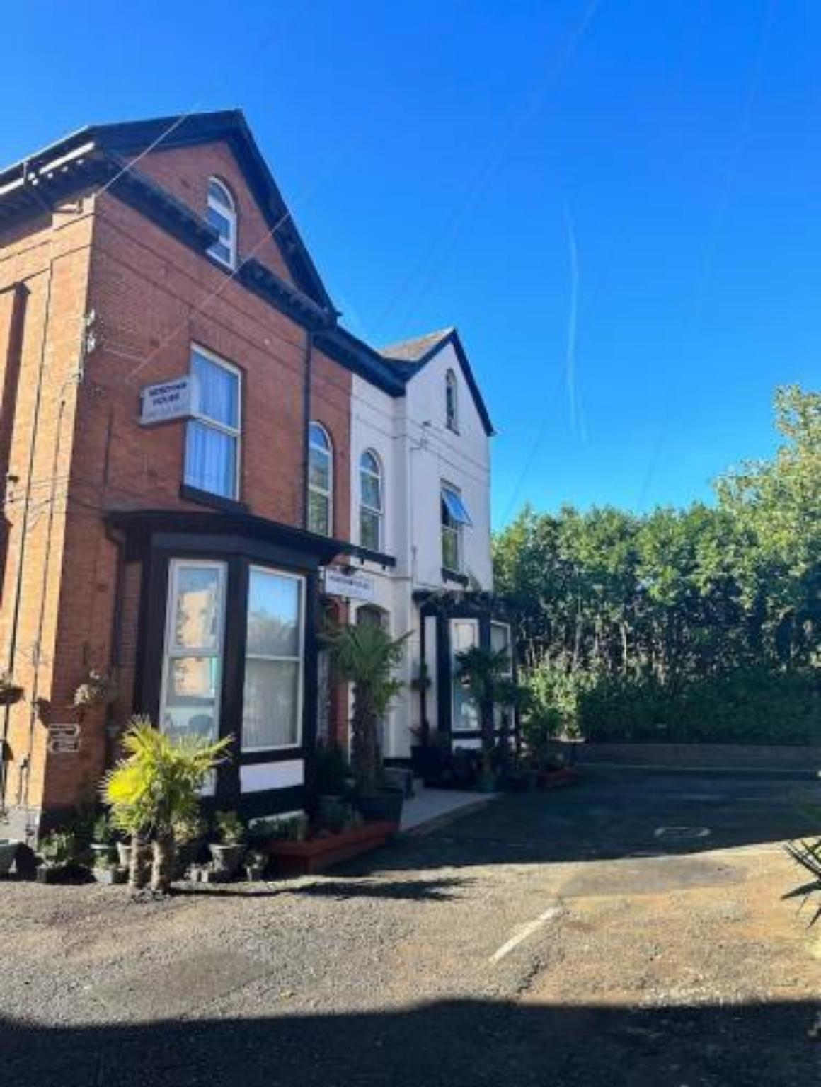 Hendham House Hotel — 5